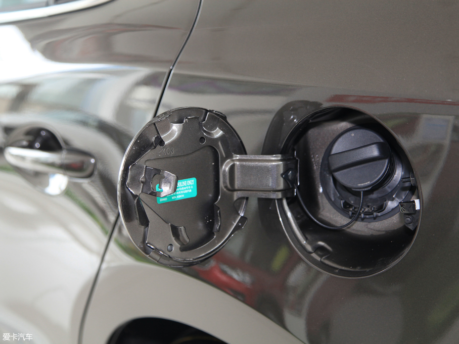 2017R_3 ِ  2.0L ԄF