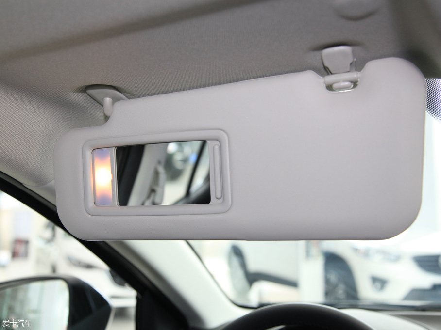 2017R_3 ِ  2.0L ԄF