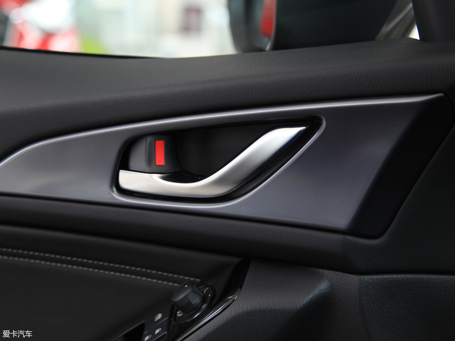 2017R_(d)3 ِ  2.0L Ԅ(dng)F