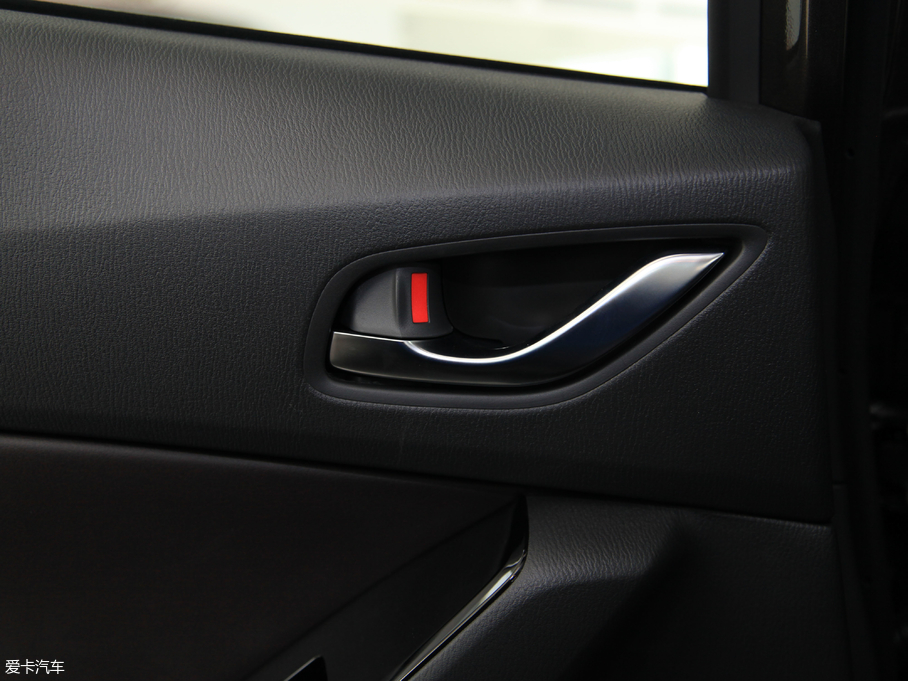 2017R_(d)3 ِ  2.0L ԄF