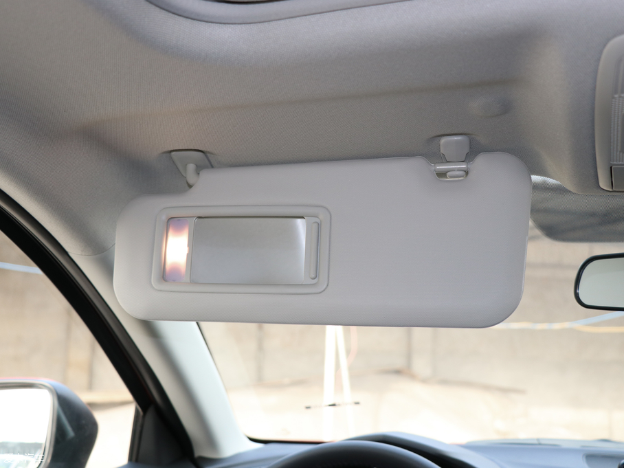 2017R_(d)3 ِ Ɏ 2.0L ԄӺA