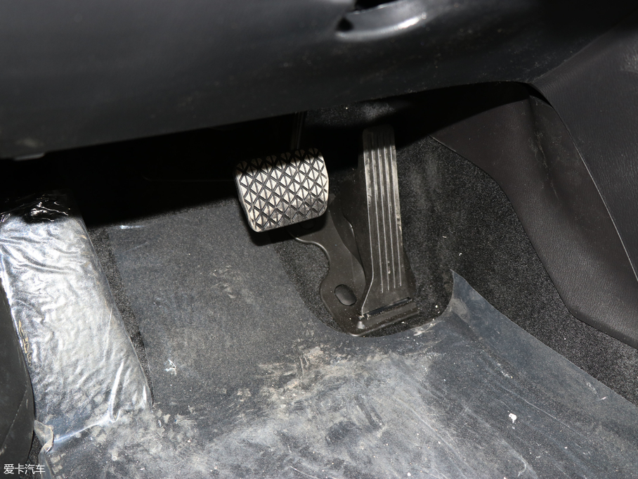 2017R_3 ِ Ɏ 2.0L ԄӺA