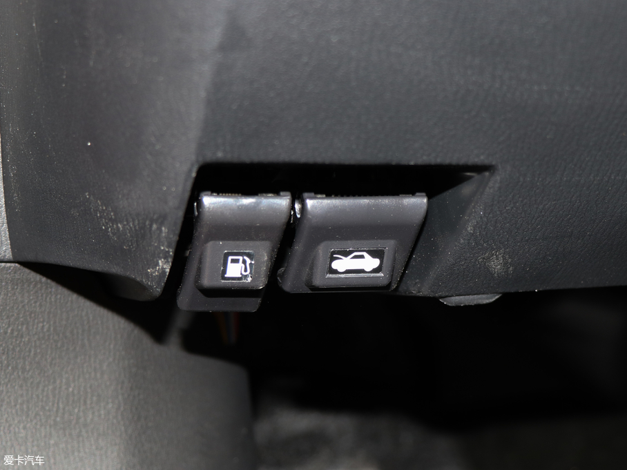 2017R_3 ِ Ɏ 2.0L ԄӺA