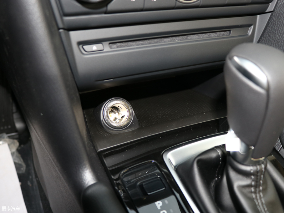 2017R_(d)3 ِ Ɏ 2.0L Ԅ(dng)A