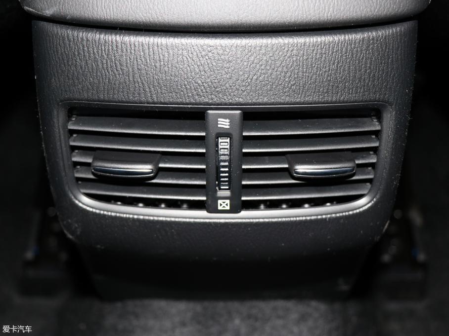 2017R_3 ِ Ɏ 2.0L ԄӺA