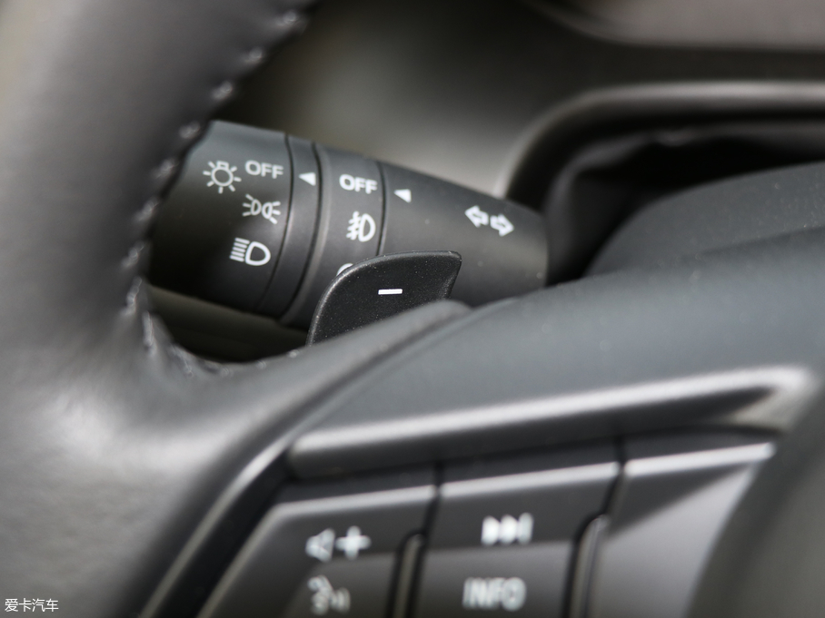 2017R_3 ِ Ɏ 2.0L ԄӺA