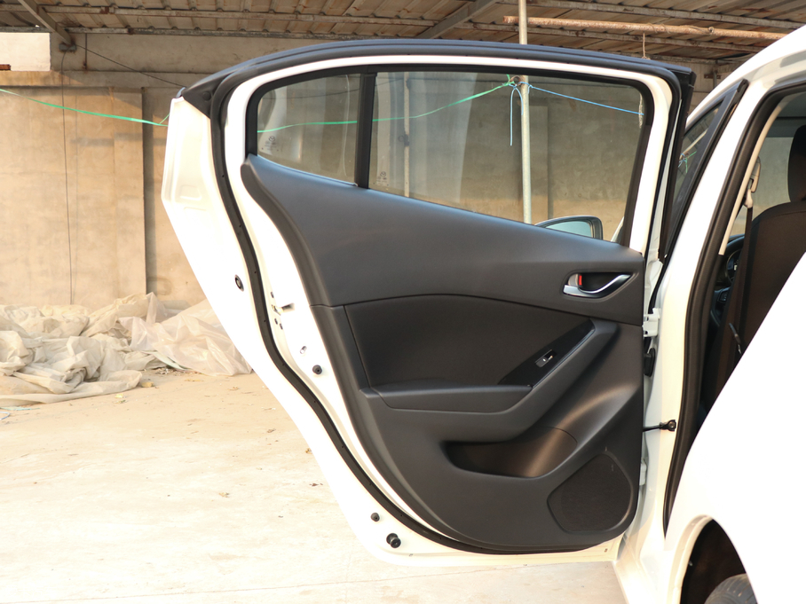 2017R_(d)3 ِ  1.5L քӺA