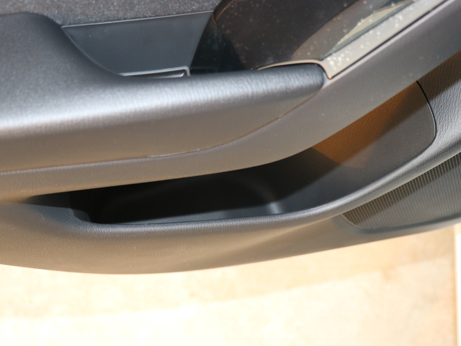 2017R_3 ِ  1.5L քӺA