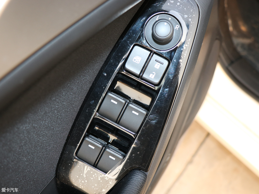 2017R_3 ِ  1.5L քӺA