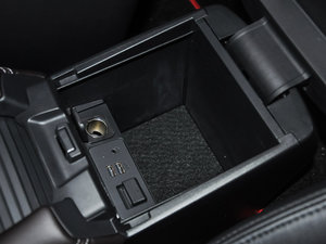 2017Ɏ 2.0L Ԅ(dng)\(yn)(dng) g