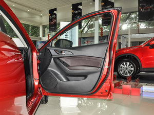 2017Ɏ 2.0L Ԅ(dng)\(yn)(dng) g