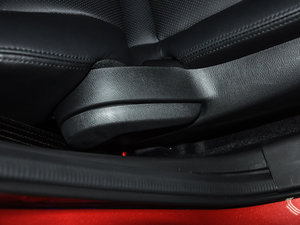 2017Ɏ 2.0L Ԅ(dng)\(yn)(dng) g