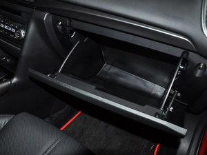 2017Ɏ 2.0L Ԅ(dng)\(yn)(dng) g