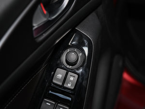 2017 2.0L Ԅ(dng)Ş g