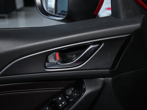 2017 2.0L Ԅ(dng)Ş g