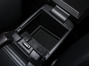 2017 2.0L Ԅ(dng)Ş g