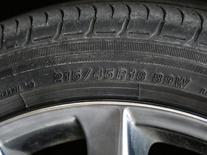 2017Ɏ 2.0L Ԅ(dng)\(yn)(dng) ݆̥ߴ