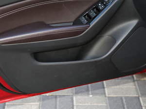 2017Ɏ 2.0L Ԅ\ ǰTg