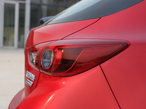 2017Ɏ 2.0L ԄӺA (x)(ji)^