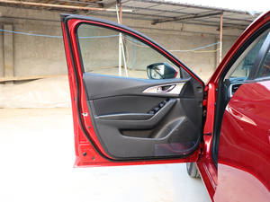 2017Ɏ 2.0L ԄӺA {λ܇T