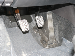 2017 1.5L ք(dng)A g