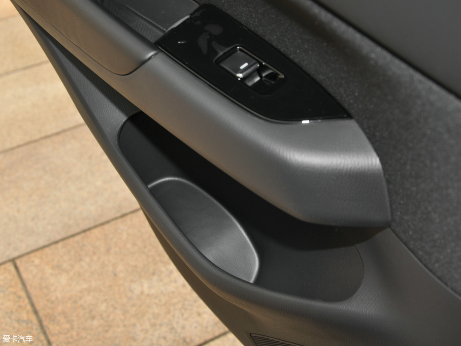 2017R_(d)CX-5 2.0L Ԅ(dng)(q)