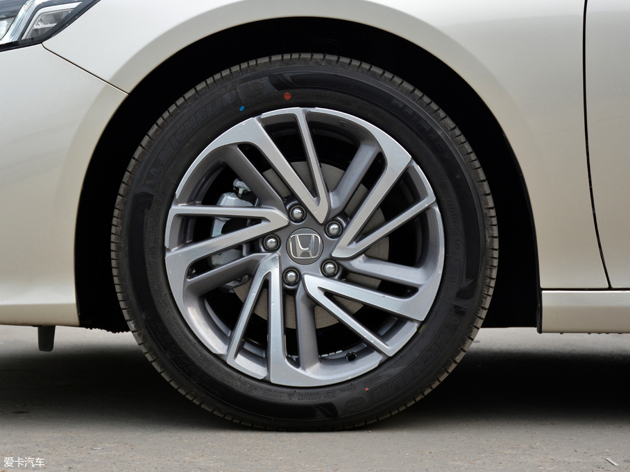 2019��Ӣ���� 260TURBO ��ҫ��