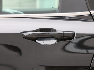 2019240TURBO CVTm V ^