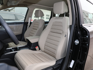 2019240TURBO CVTm V {