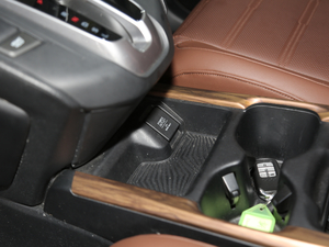 2019240TURBO CVT(q)ҫ VI g