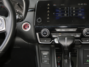 2019240TURBO CVT(q)ҫ VI п؅^(q)