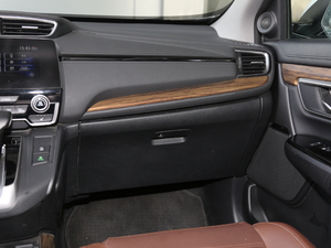 2019240TURBO CVT(q)ҫ VI п؅^(q)