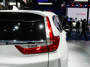 2019240TURBO CVT(q)A VI β