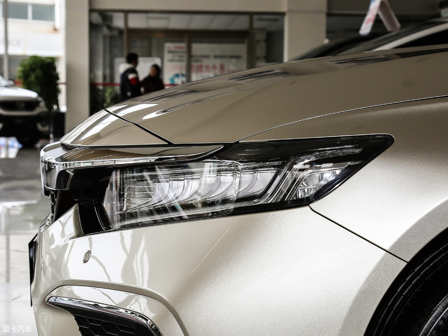 2019��Ӣ���� 260TURBO ������