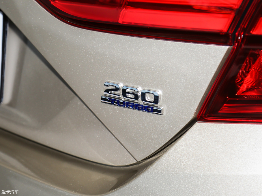 2019��Ӣ���� 260TURBO ������