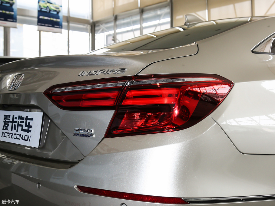 2019��Ӣ���� 260TURBO ������