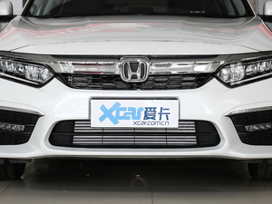 2019款260TURBO 精致版 中网