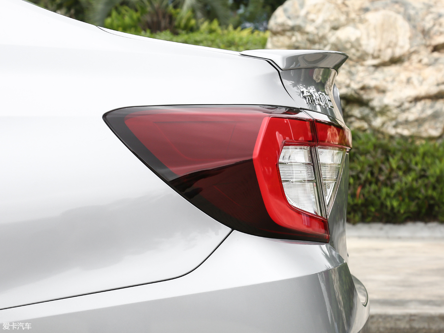 2019 180TURBO CVTҫ V