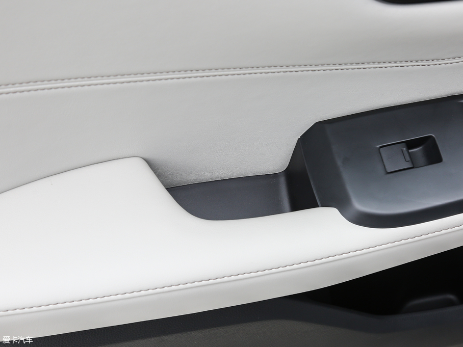 2019 180TURBO CVTҫ V