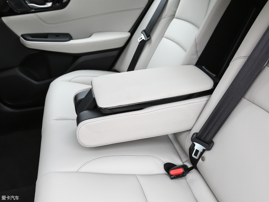 2019 180TURBO CVTҫ V