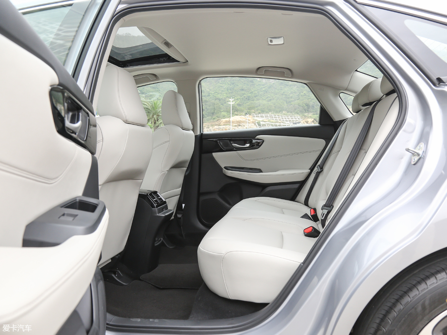 2019 180TURBO CVTҫ V