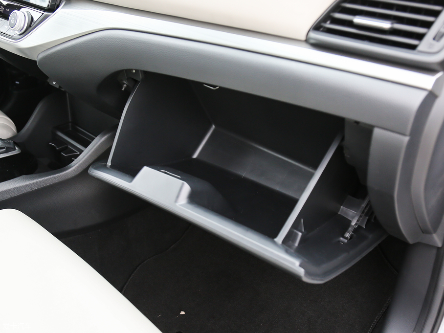 2019 180TURBO CVTҫ V