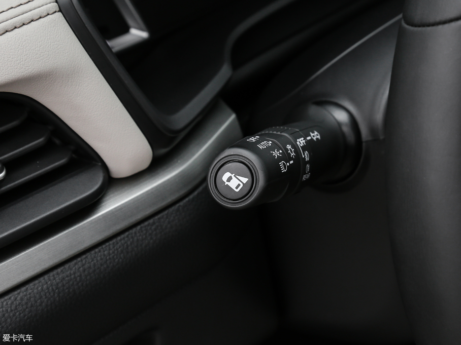 2019 180TURBO CVTҫ V