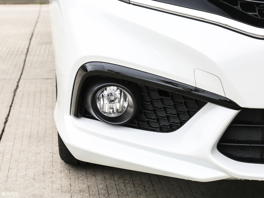 2019������ 180TURBO CVT������ ��V