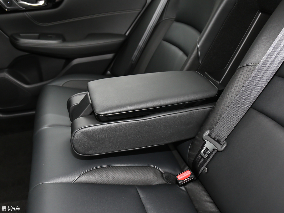 2019 180TURBO CVTҫ V