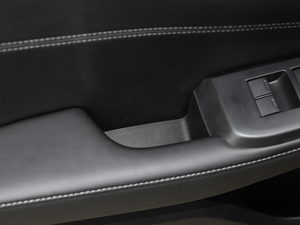 2019180TURBO CVTҫ V g