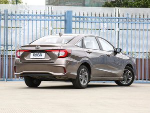 2019180TURBO CVT V w^