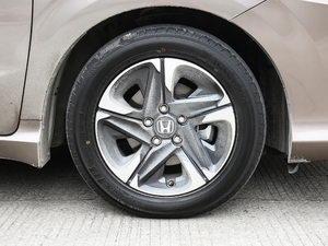 2019180TURBO CVT V ݆Ȧ