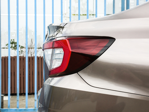 2019180TURBO CVT V ^