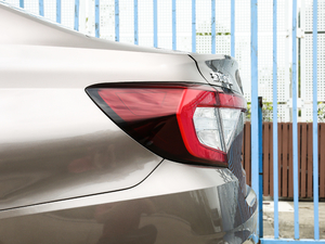 2019180TURBO CVT V ^